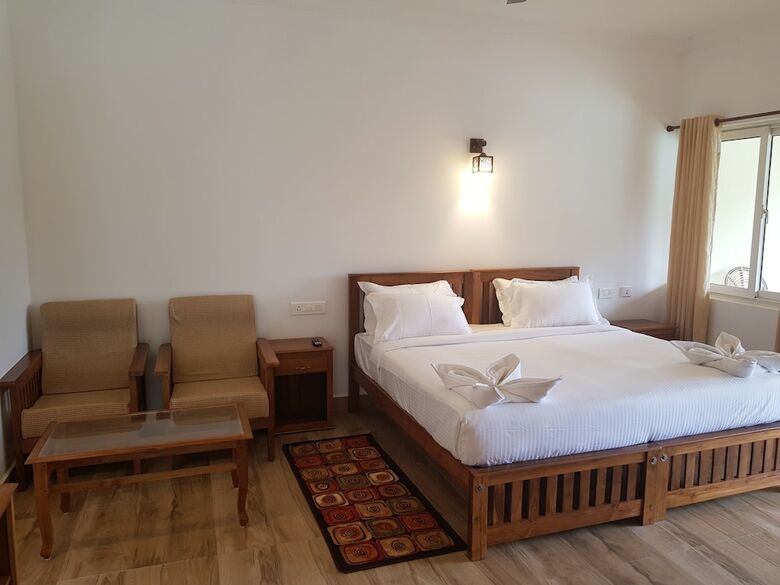 Hotel Dew Drops Farm Resorts