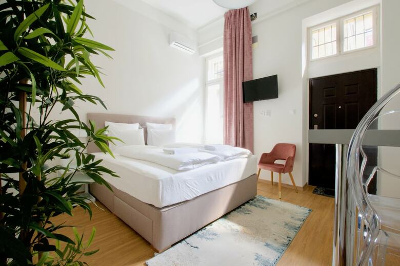 Apartamentos Europest Luxury Suites