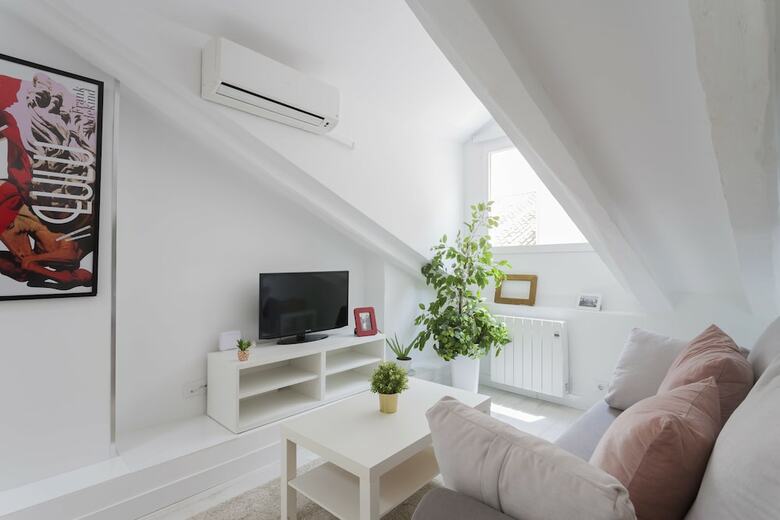 Apartamentos Dobo Homes Cava Baja