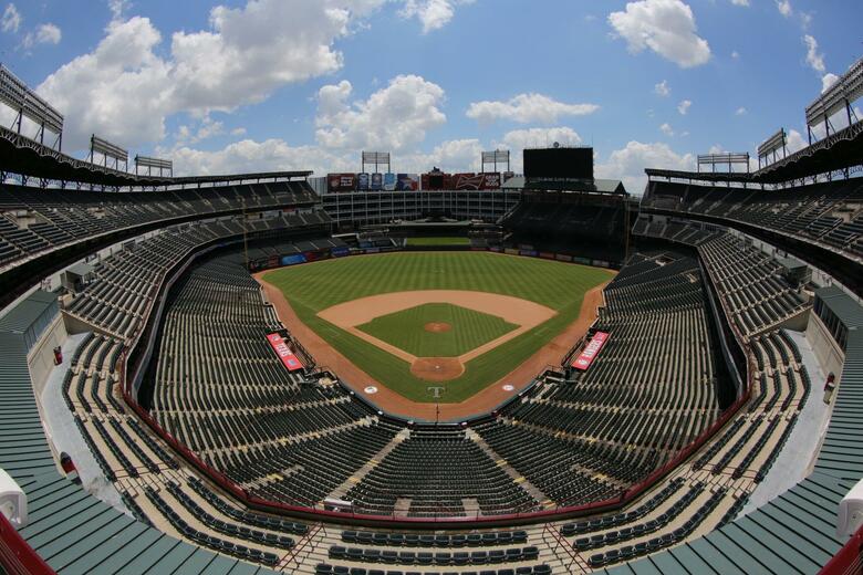 Hotel Crowne Plaza Suites Arlington - Ballpark - Stadium