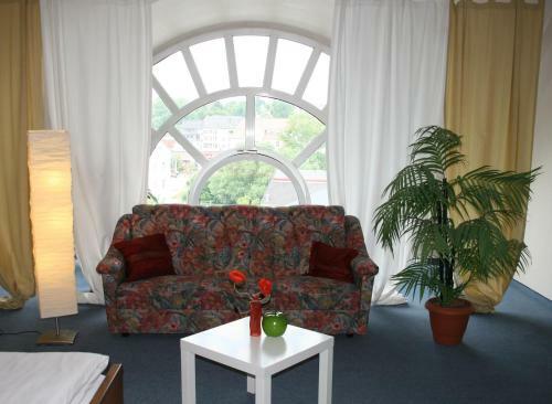 Atrium Hotel