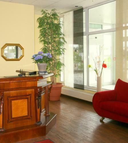 Atrium Hotel