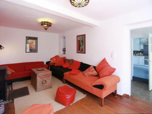 Cozy Holiday Home In Steinthaleben Near Lake