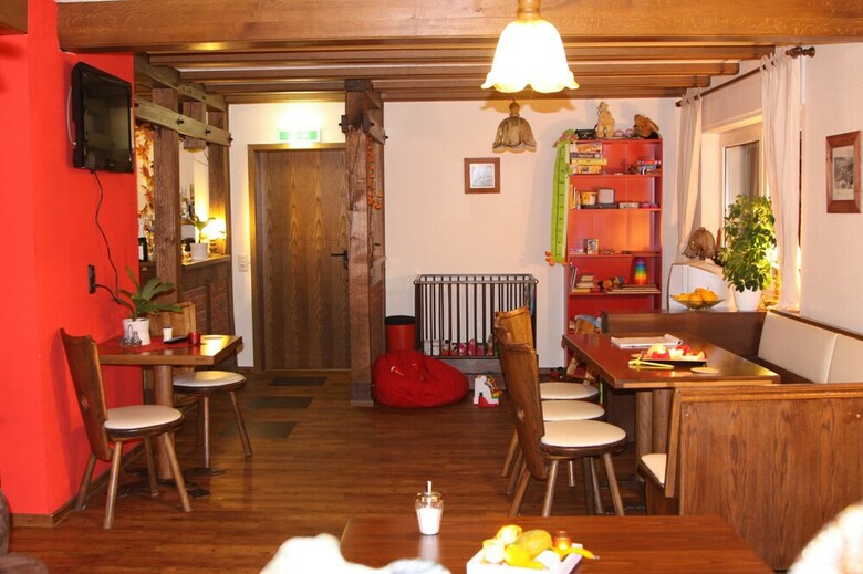 Hotel Pension Hunaustuben