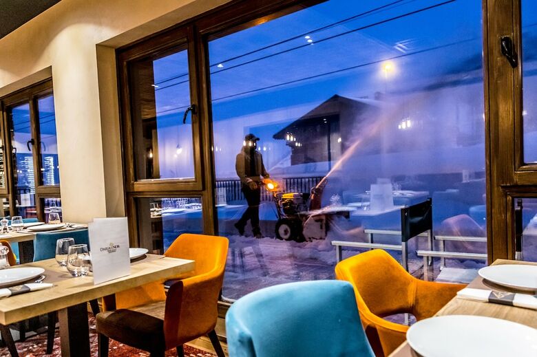 Hotel H�tel Daria-i Nor