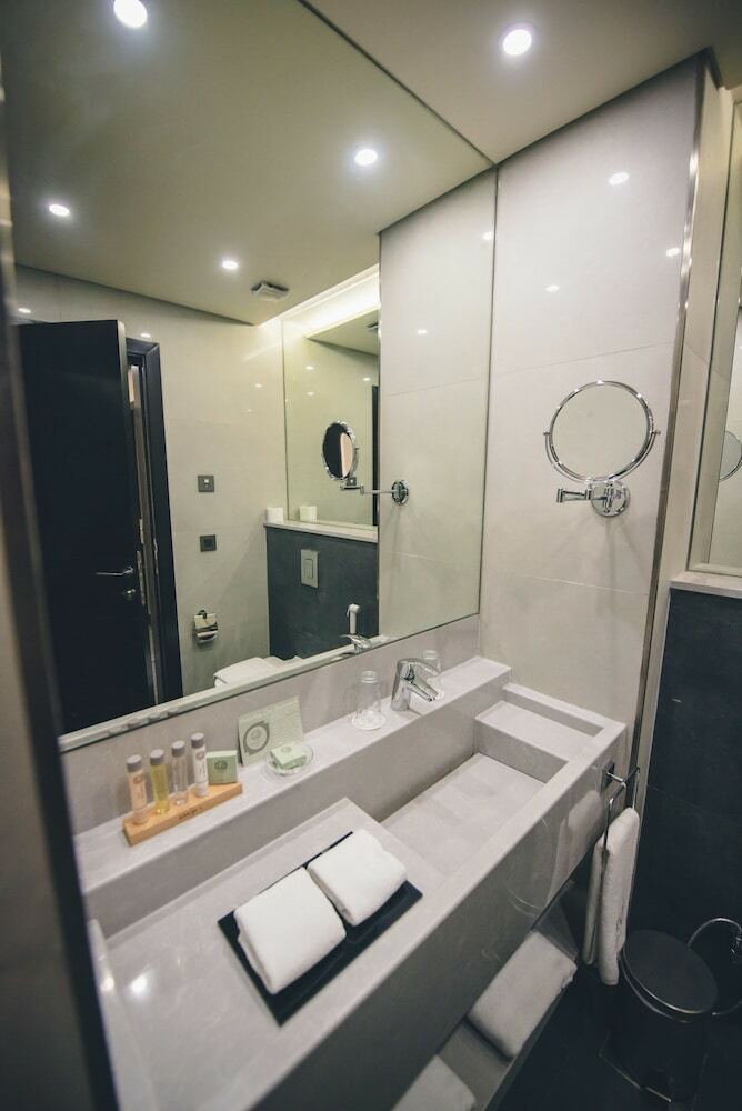 Louis V Hotel Beirut