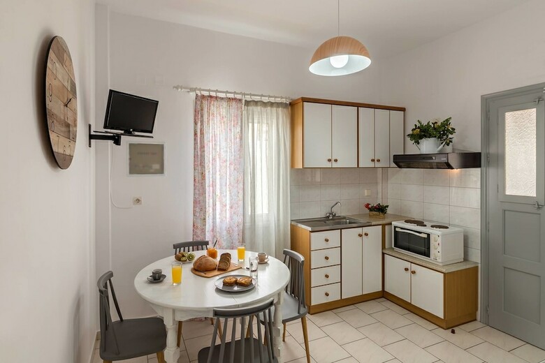 Letta's Apartments