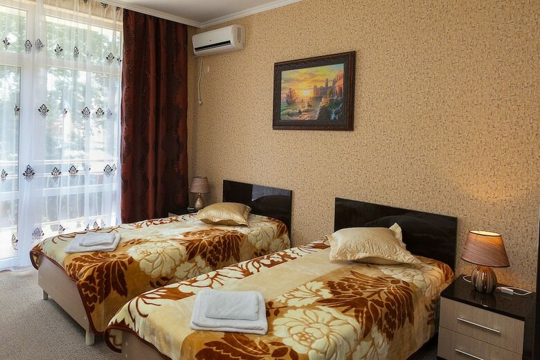 Kamelia Hotel