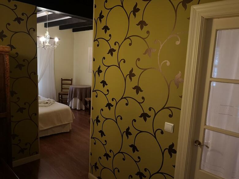 Pension Posada Torre Del Milano