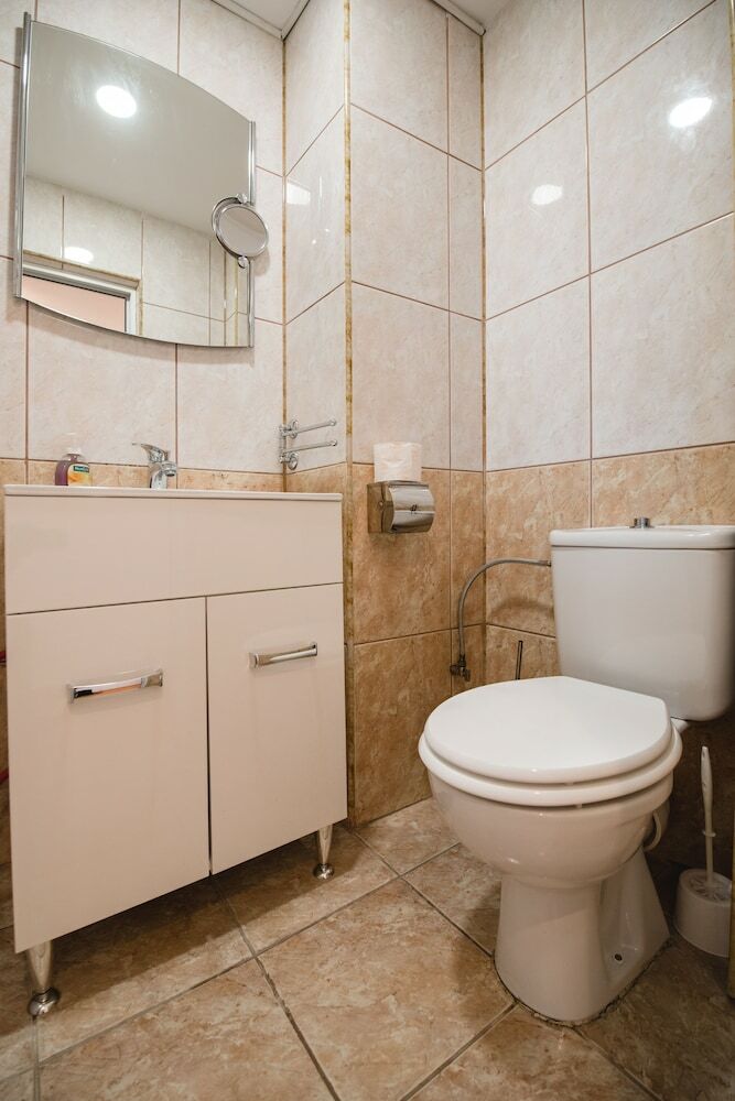 Nicopole Apartment