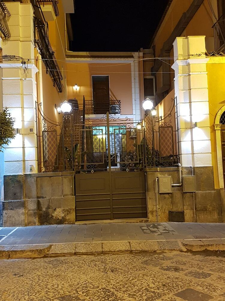 Hotel Affittacamere La Campana