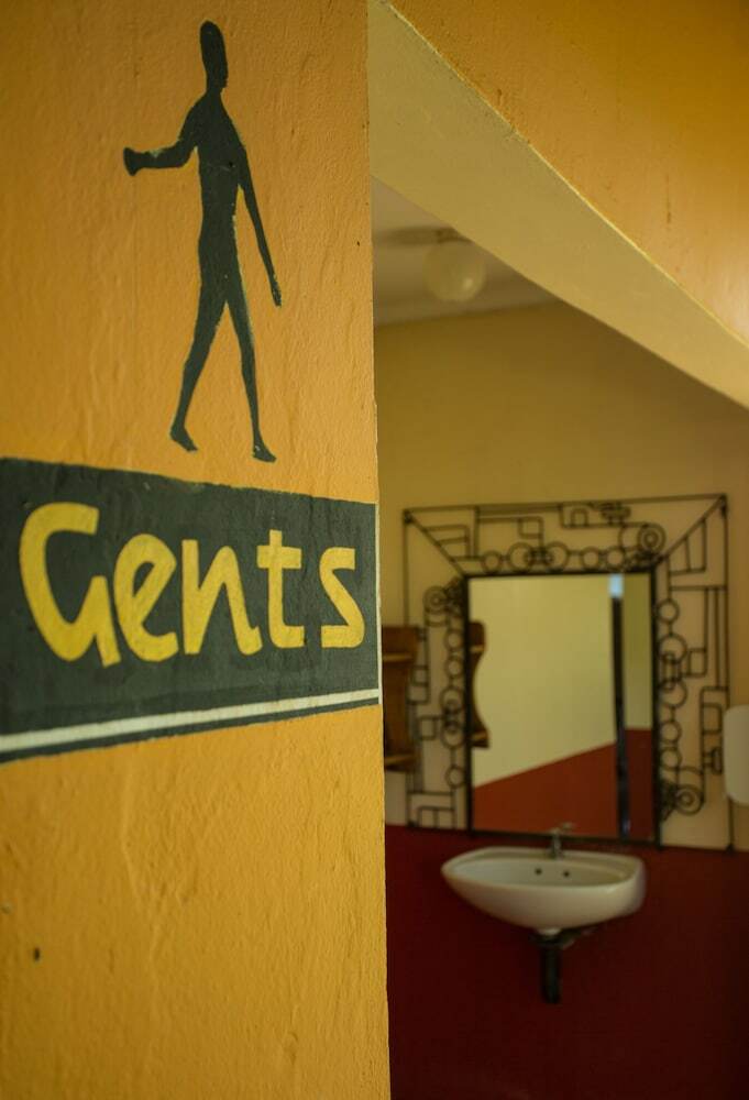 Hostal Jollyboys Camp - Hostel