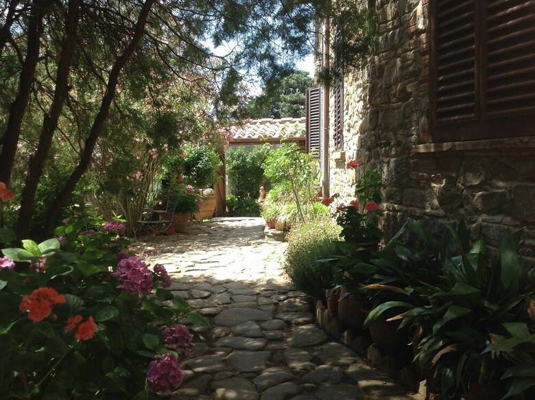 Agroturismo La Camporena