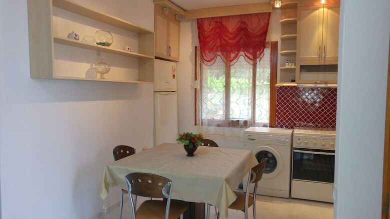 Uzumlu Apart