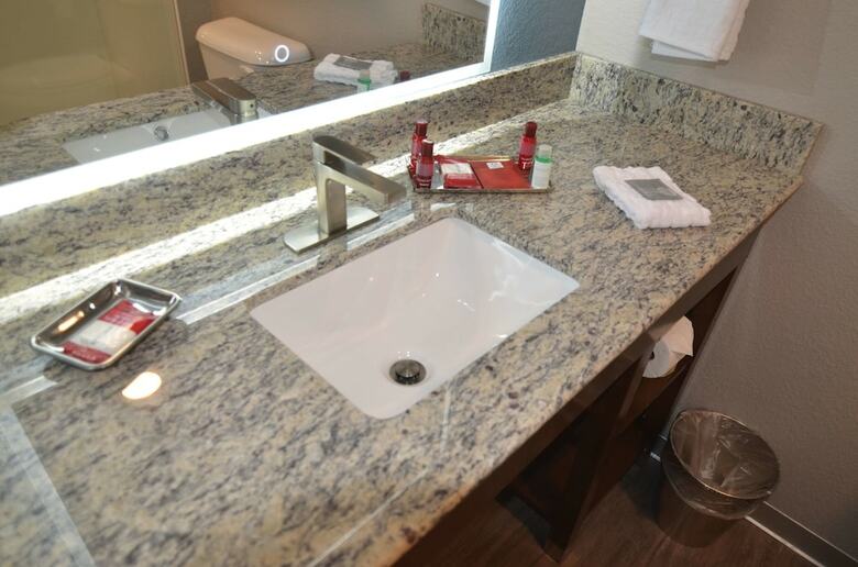 Best Western Premier Ankeny Hotel