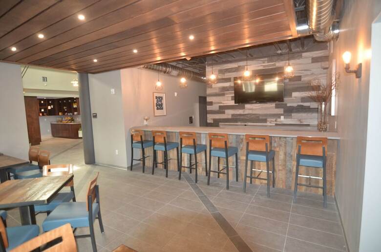 Best Western Premier Ankeny Hotel