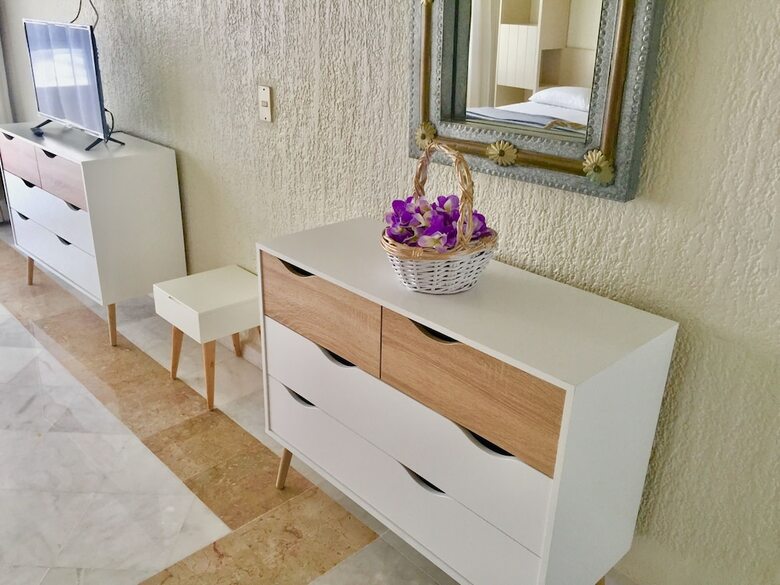 Ocean Front Condo In Hotel Zone