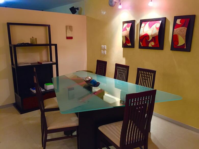 Ocean Front Condo In Hotel Zone