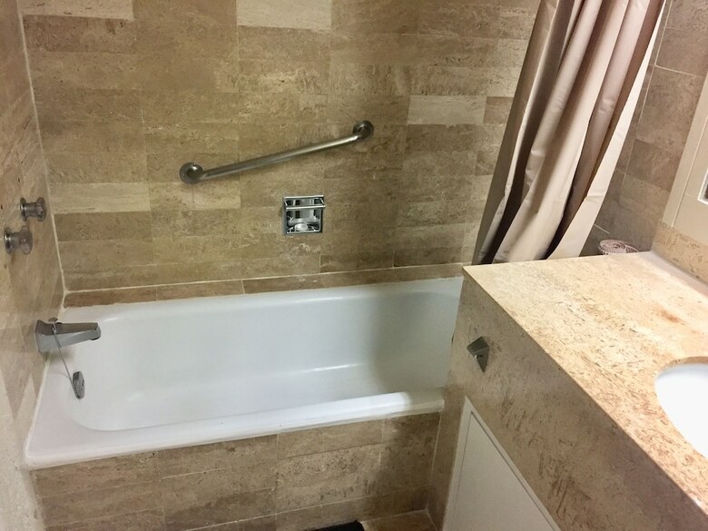 Ocean Front Condo In Hotel Zone