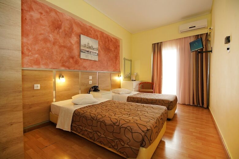 Hotel Socrates