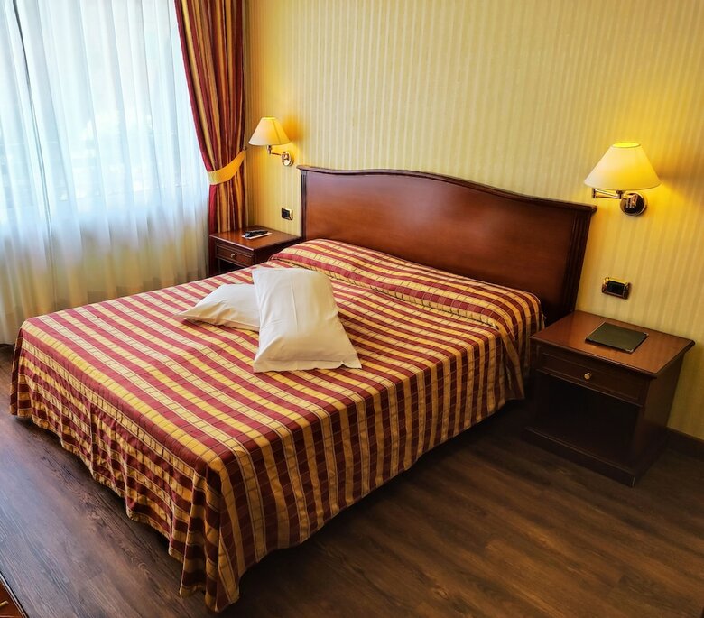 Hotel Benaco
