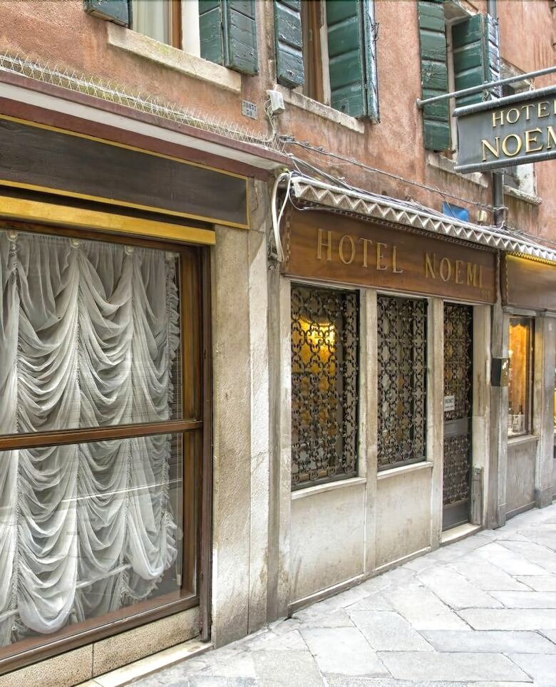 Hotel Noemi