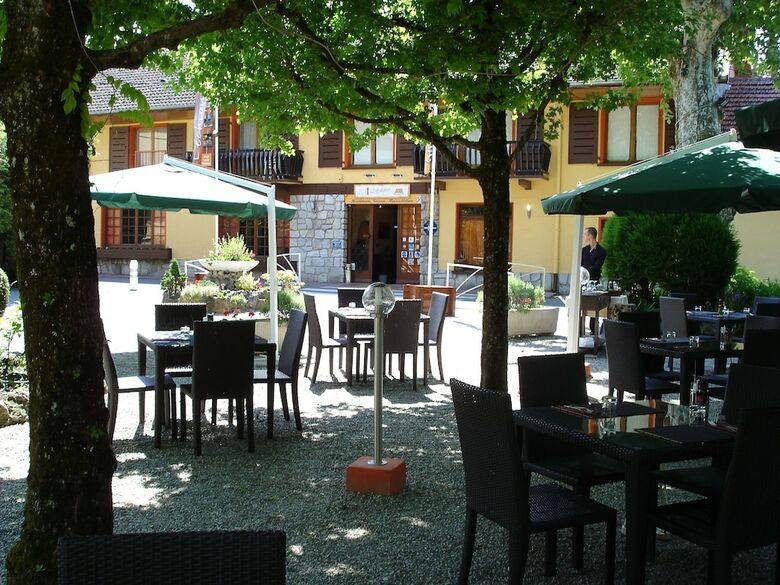 Hotel H�tel Restaurant Davat