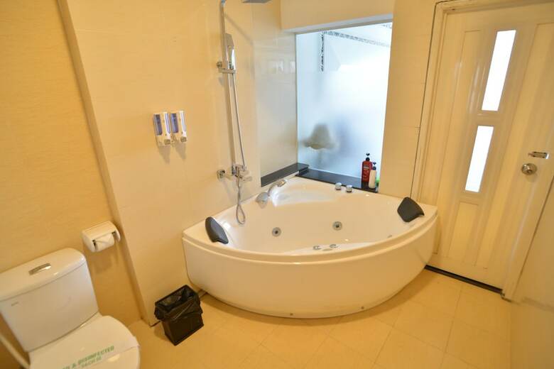 A25 Hotel - Dich Vong Hau