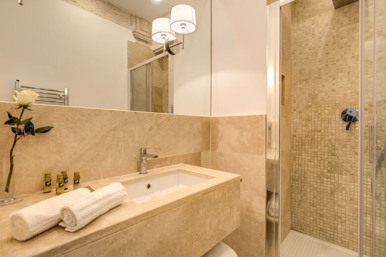 Bed & Breakfast Pantheonview - Luxury Suites
