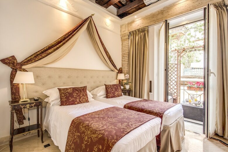 Bed & Breakfast Pantheonview - Luxury Suites