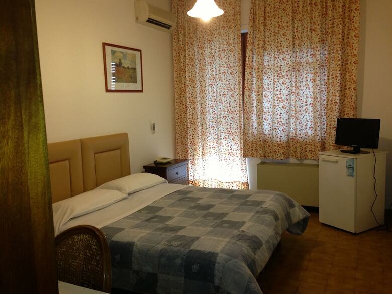 Eden Park Hotel