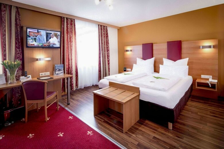 Hotel Burgschmiet