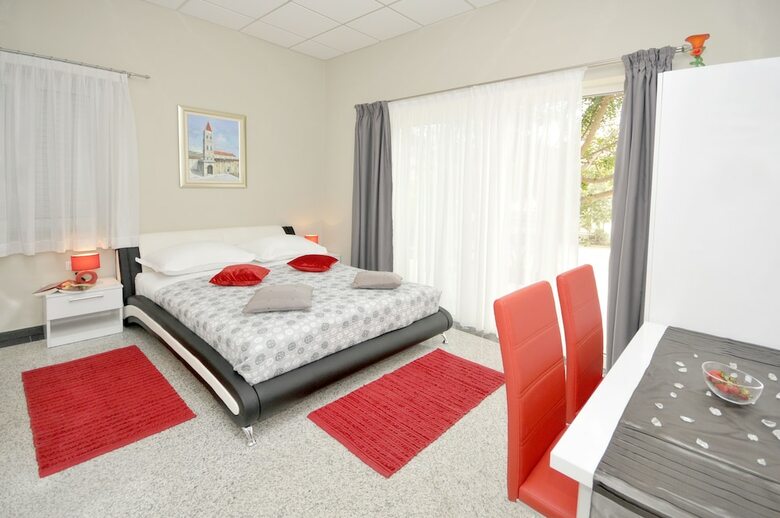 Hotel Apartmani Trogir