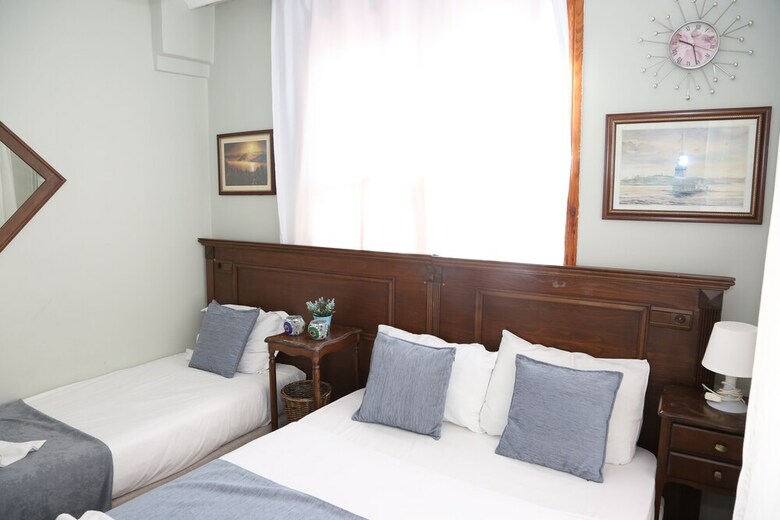 Bed & Breakfast Dos Hermanos Hotel