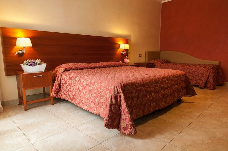 Hotel Demar