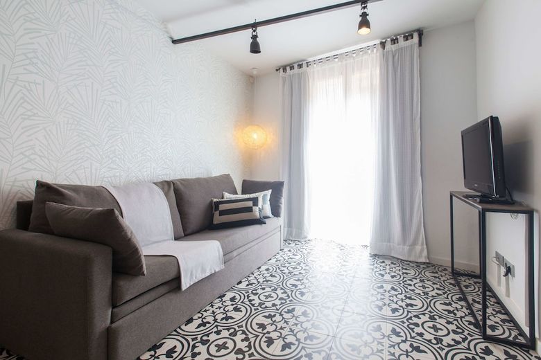Short Stay Group Liceu Serviced Apartments