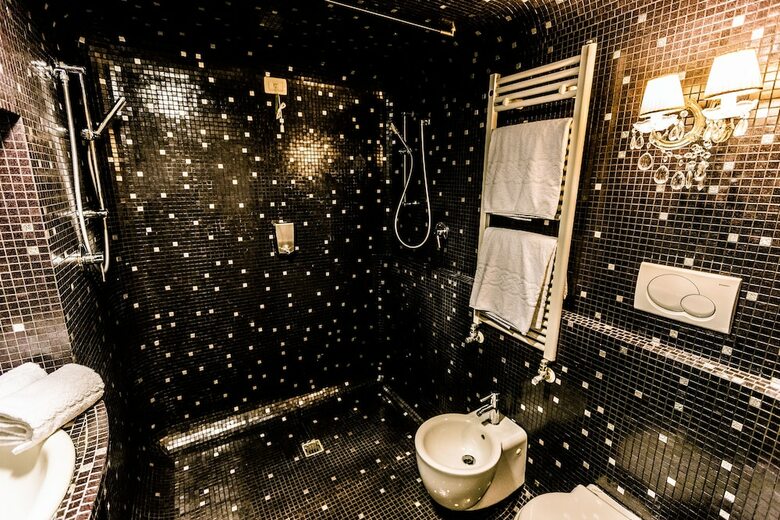 Avogaria 5 Rooms