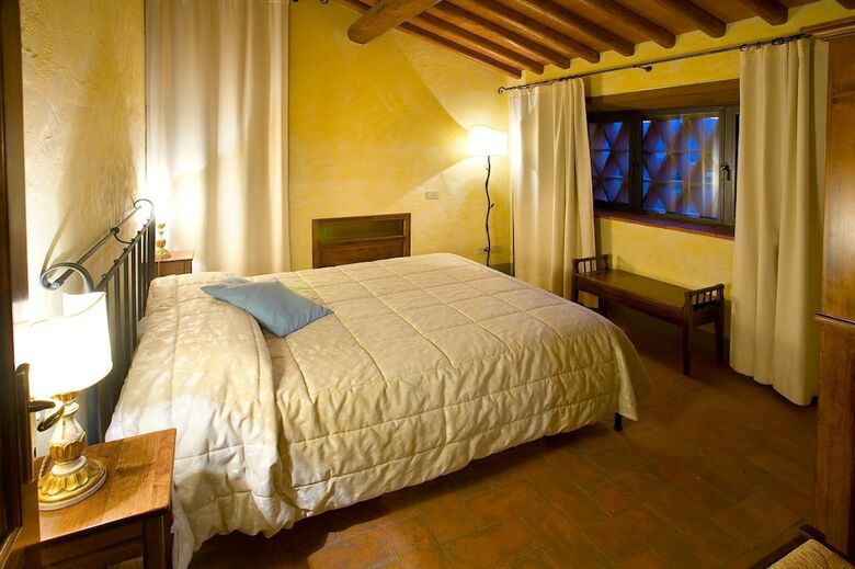 Agroturismo Castello Di Meleto