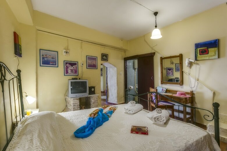 Hotel Ifigenia Rooms & Studios