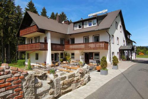 Hostal Gasthof Pension Waldfrieden
