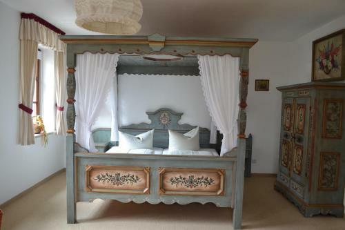 Elegant-hotel "zur Burg"