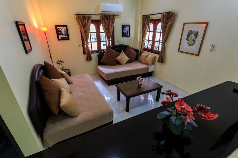 Hotel Eriksson Guesthouse