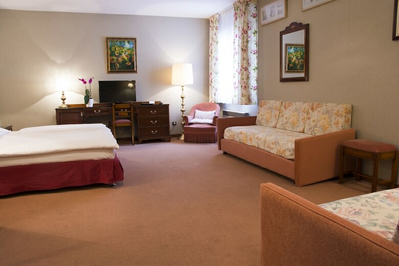 Hotel Hostellerie Saint Florent