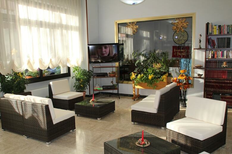 Hotel Mediterran�e