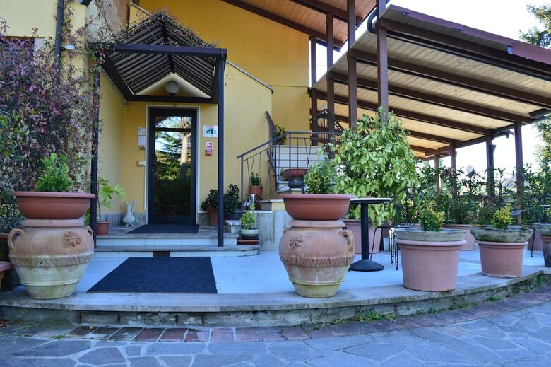 Hotel Porta Ai Tufi