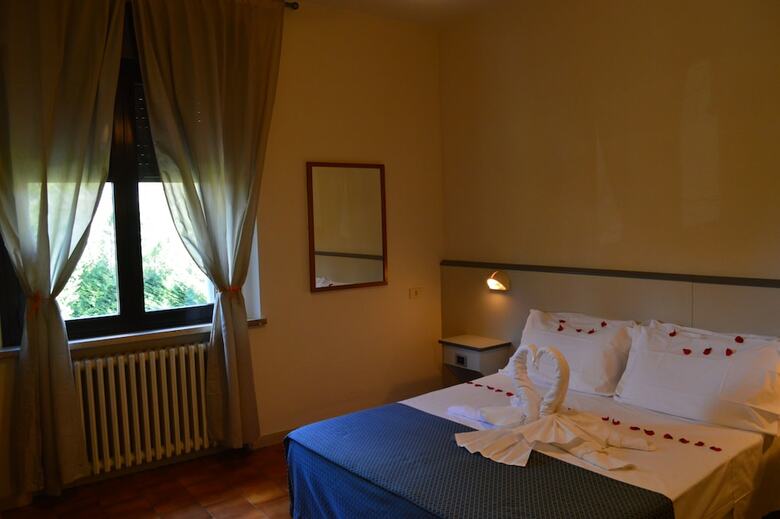 Hotel Porta Ai Tufi