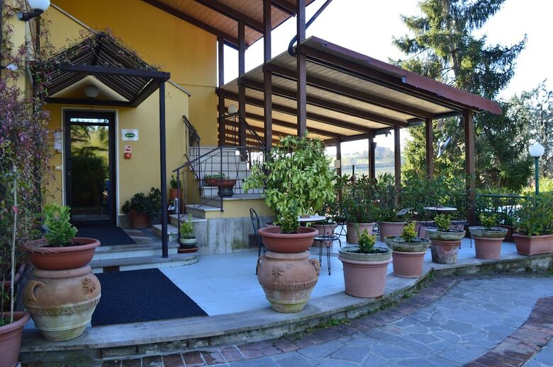 Hotel Porta Ai Tufi