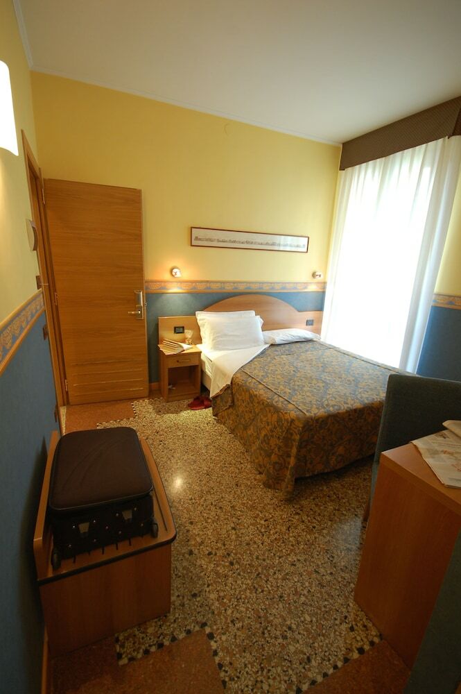 Antica Villa Graziella Hotel