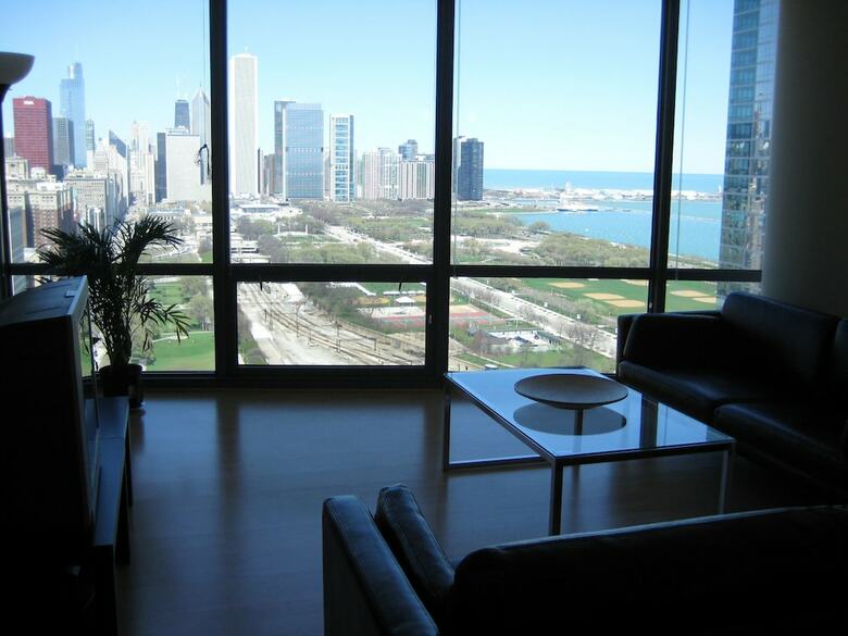 Chicago Downtown Condo - Michigan Ave Suite Id #14-15