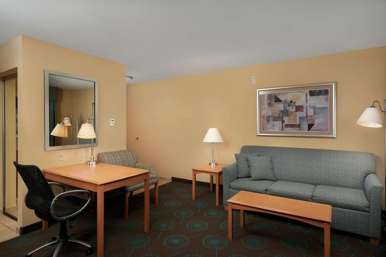 Hotel Hampton Inn & Suites Canton